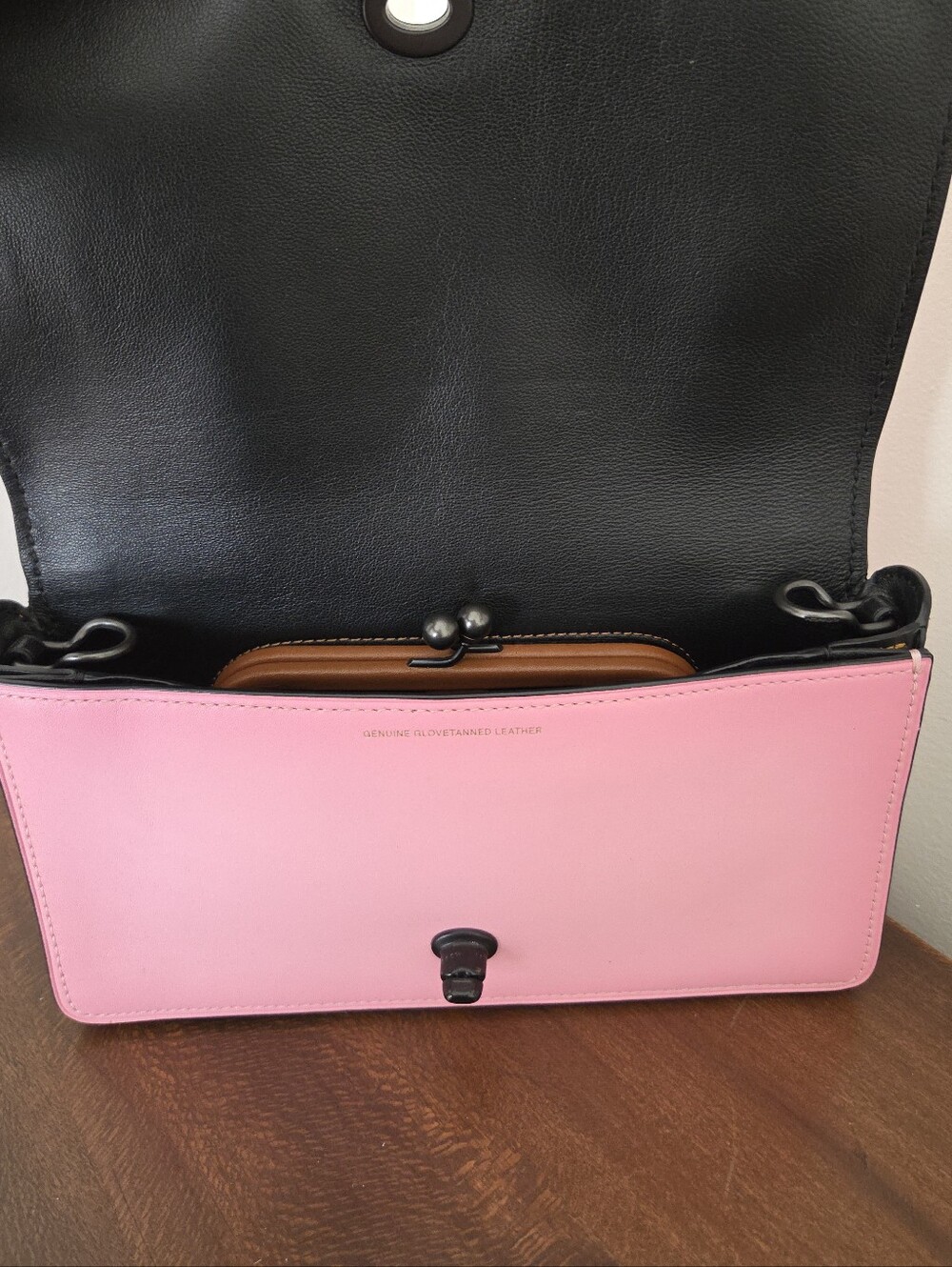 Coach 1941 Dinky Shoulder Bag Pink/Black - Picture 7 of 9